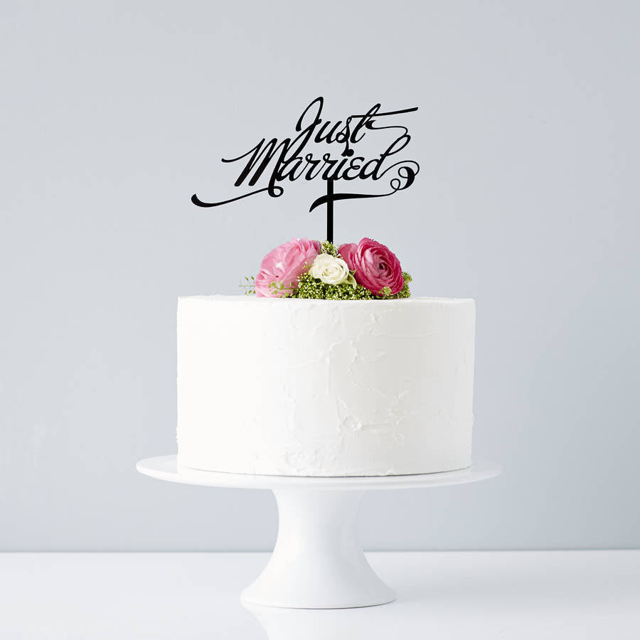 Just Married Honeymoon Cake | Order Online at Bakersfun